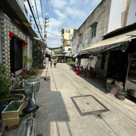 BÁN NHÀ ĐẸP – THANG MÁY – FULL NỘI THẤT