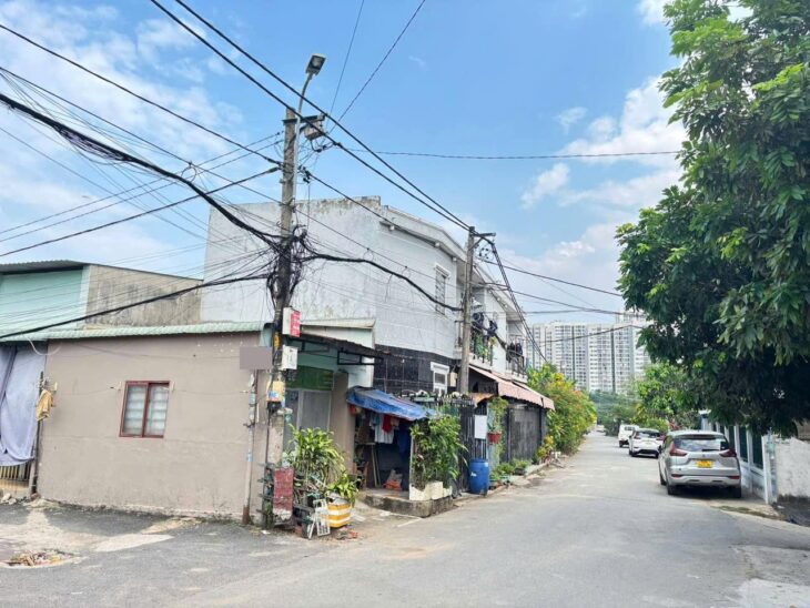 Nhà cấp 4 100m² 2PN hẻm ô tô kế Vinhomes Nguyễn Xiển – 3.25 tỷ