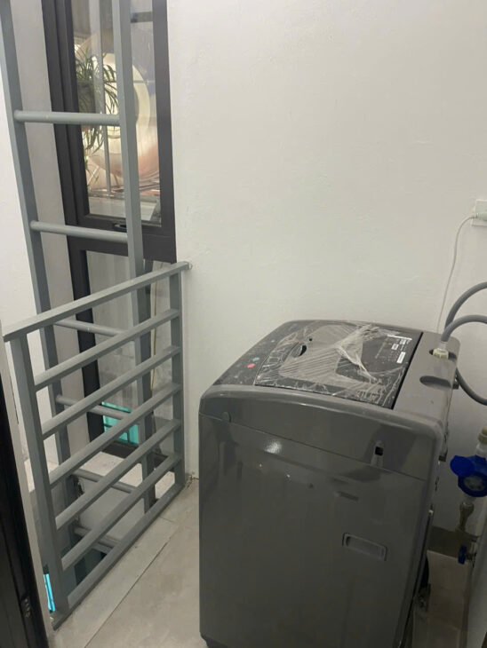 CHO THUÊ PHÒNG CÓ GÁC KHÉP KÍN FULL ĐỒ- 98 VÕ CHÍ CÔNG, CẦU GIẤY – 4tr-4tr5-5tr
