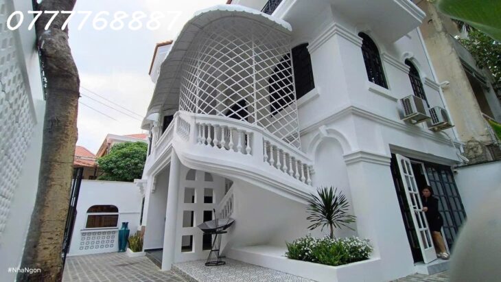 Bán biệt thự góc 3MT Nguyễn Cửu Vân, Bình Thạnh cách Quận 1 cây cầu
