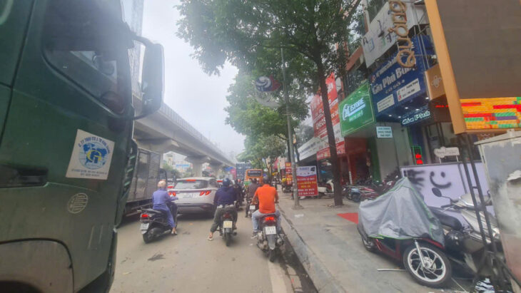 – Bán nhà Quang Trung 59m NHÀ MẶT PHỐ VỈA HÈ 10M, kinh doanh sầm uất giá 12 tỷ