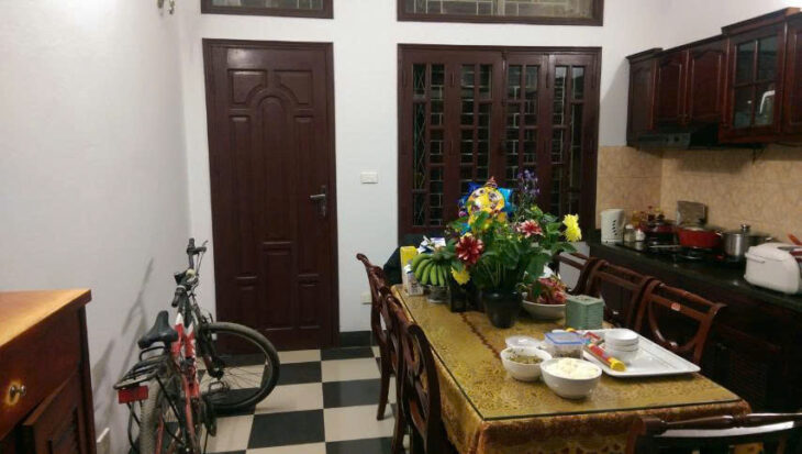 – Bán nhà Phố lụa , Vạn Phúc 48m ,oto tránh tiện ích kinh doanh bạt ngàn giá chỉ nhỉnh 10 tỷ