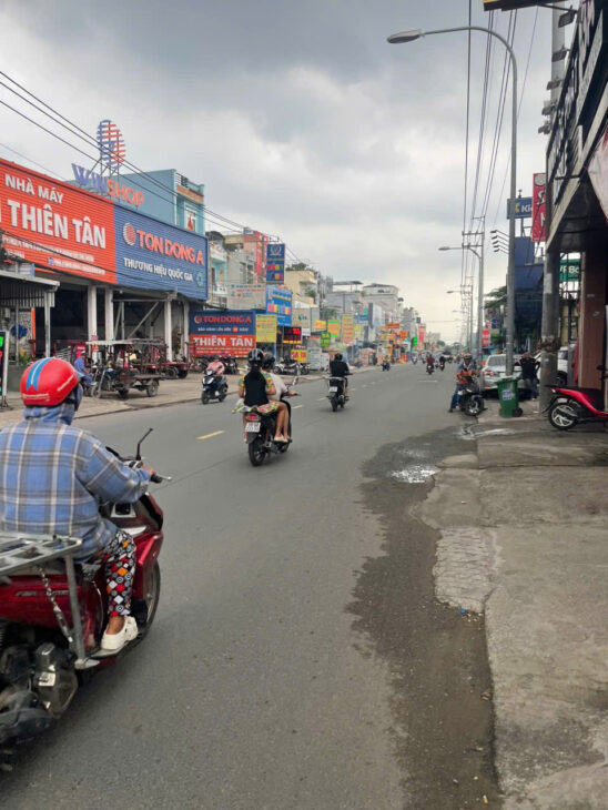Bán nhà mặt tiền kinh doanh 26x104m giá 150 tỷ Nguyễn Ảnh Thủ