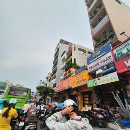 Nhà 6 tầng 2 MT Lê Văn Duyệt (Đinh Tiên Hoàng Cũ) Q Bình Thạnh ngay cầu bông