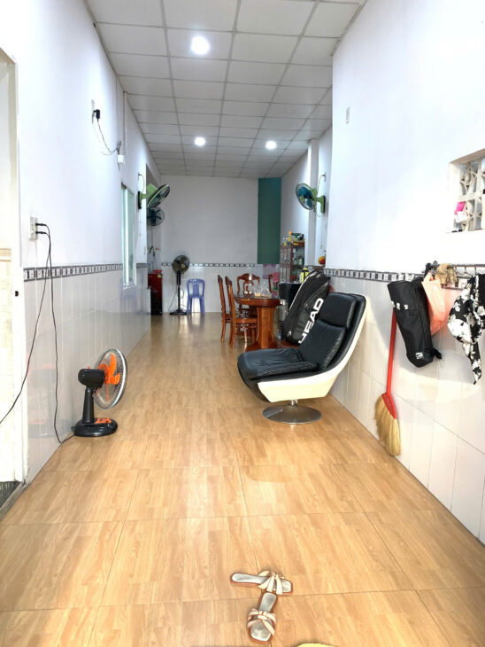 Hạ Giá 5 tỷ bán nhanh Bán Nhà Mặt Tiền Âu Cơ-Phước Tân DT: 201m2 Giá Bán: 20Tỷ có TL LH: gặp