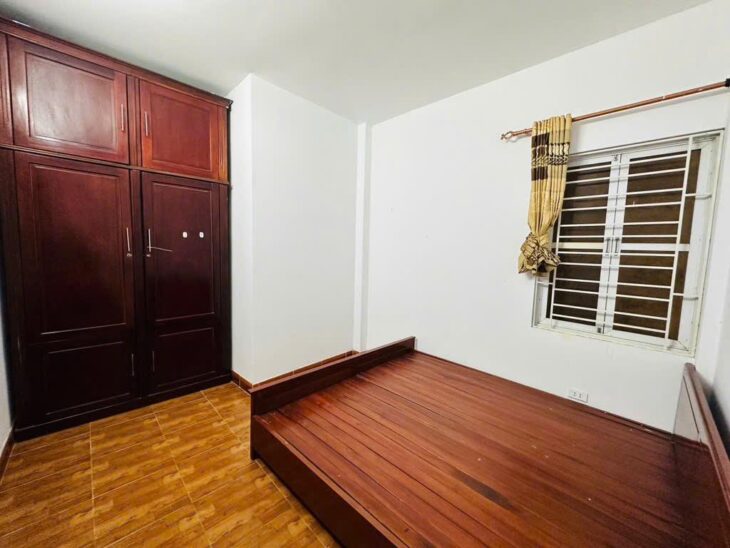 CƠ HỘI VÀNG! NHÀ TÂY HỒ – NGÕ 603 LẠC LONG QUÂN – 43M2 5 TẦNG – GIÁ CHỈ 8.4 TỶ