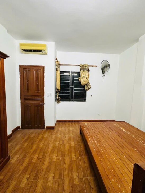 CƠ HỘI VÀNG! NHÀ TÂY HỒ – NGÕ 603 LẠC LONG QUÂN – 43M2 5 TẦNG – GIÁ CHỈ 8.4 TỶ