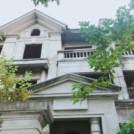 Cần bán BT mặt hồ K7 Ciputra – đất rộng 334m2, sau nhà nhìn ra hồ và công viên 65ha.