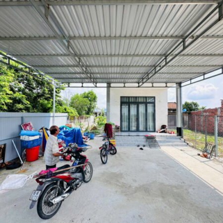 Bán nhà mặt tiền Lý Thái Tổ, LaGi giá ngộp chỉ 3.6 tỷ sổ riêng