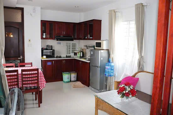Bán tòa nhà 7 tầng có 11 căn hộ, diện tích trong sổ đỏ gần 90m2, hướng đông nam Tuệ Tĩnh,Lộc thọ