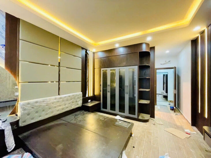 Nhà 4 tầng mới tinh, lô góc, mặt ngõ Nam Pháp 67m, giá 7.5 tỉ, bán hàng cực đẹp