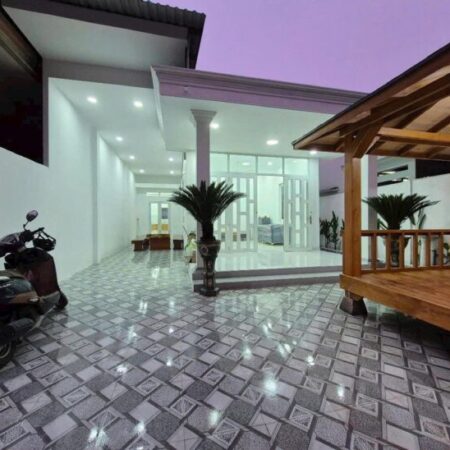 Bán Nhà Vườn Nghĩ Dưỡng 220m2 Đường Xe Tải Phạm Thị Giây Hóc Môn