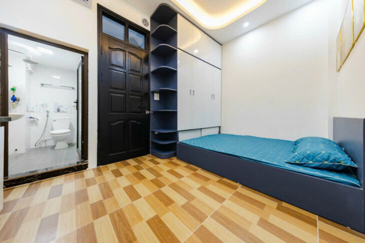 CỰC SỐC CHÍNH CHỦ CẦN BÁN NHÀ PHỐ XUÂN THỦY QUẬN CẦU GIẤY 50m2 x 5T NHỈNH 11 TỶ Ô TÔ KD