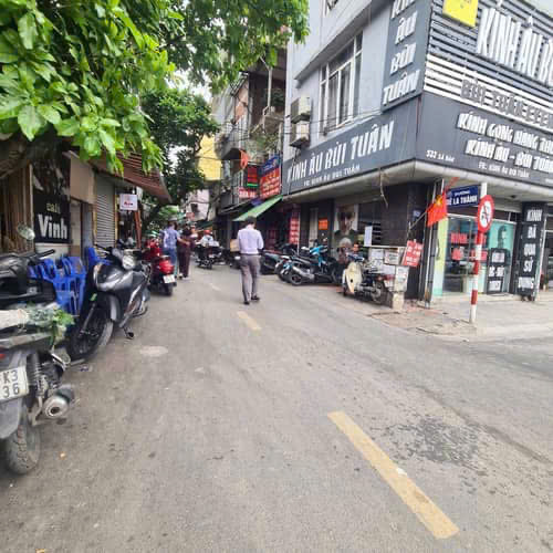 Gấp bán nhà- phố la thanh- Đống Đa 160m² – Phân khúc siêu hiếm – Sát Quận ủy – Gần Văn Miếu – Gần