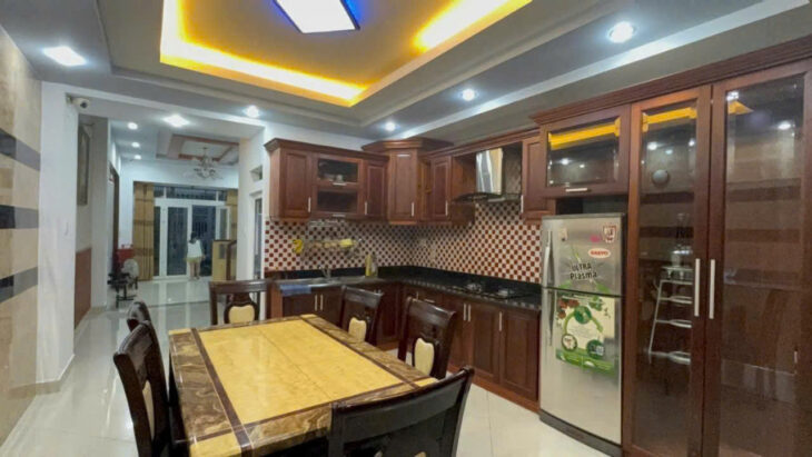 SIÊU PHẨM TÂN BÌNH_HẺM 6M_NHÀ 4 TẦNG_KHU VIP TOÀN NHÀ CAO TẦNG_CHỈ 13 TỶ.!