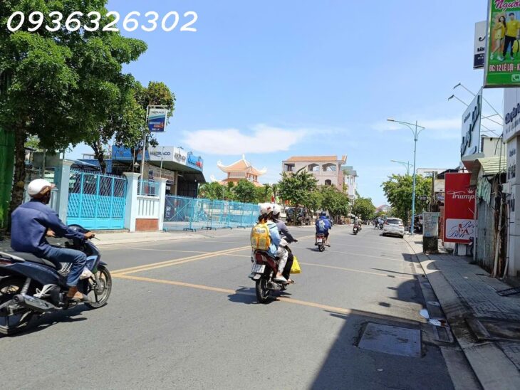 Đất Ở Mặt Tiền Lê Lợi Hóc môn 543m2 Ngang Khủng 10m