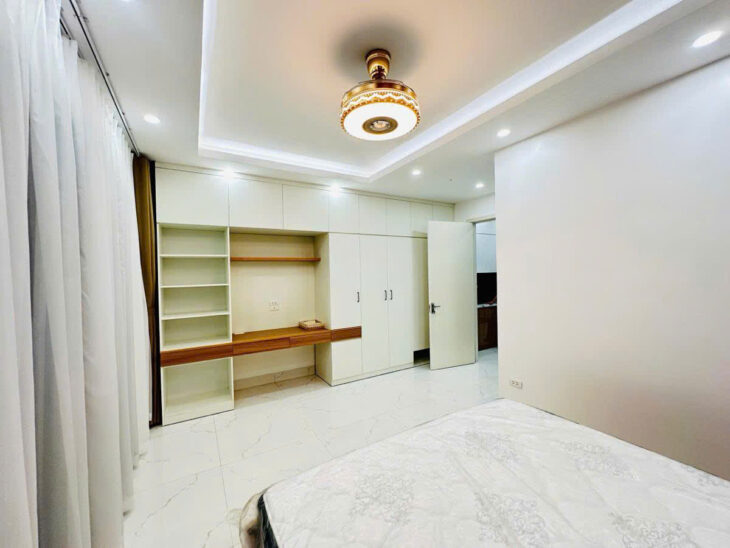 VIP Hoàng Quốc Việt Cầu Giấy PL oto thang máy nhỉnh 25 tỷ 60m x 6t.