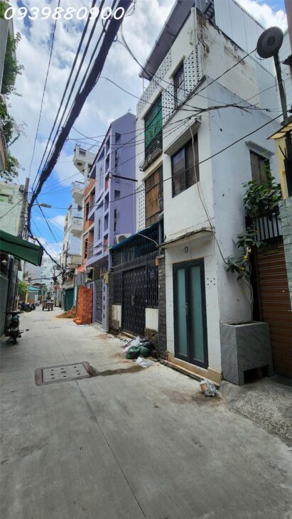 Thích Quảng Đức, xe hơi tới nhà – 30m2 – 5,85Tỷ TL