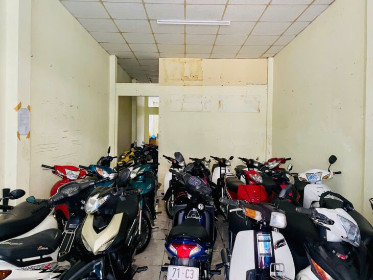 Bán Nhà Cấp 4, Phường Hiệp Tân, Tân Phú, Hẻm xe hơi 12m, diện tích 110m2, giá 9.3 tỷ.