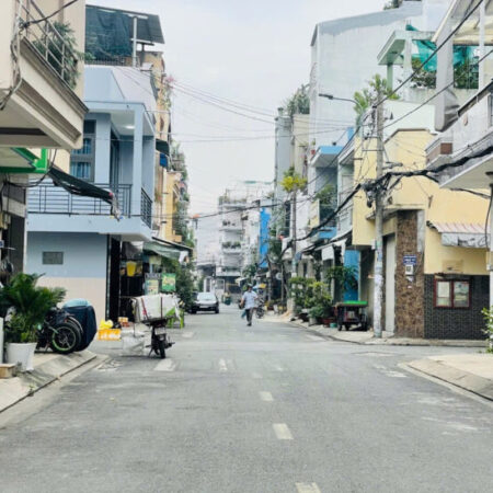 Bán Nhà Cấp 4, Phường Hiệp Tân, Tân Phú, Hẻm xe hơi 12m, diện tích 110m2, giá 9.3 tỷ.