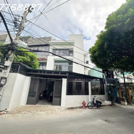 Bán CHDV 18PN dòng tiền 110tr/tháng 200m2 đất xây 4 Tầng