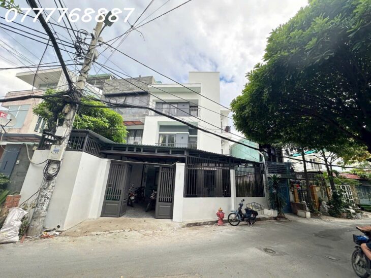 Bán CHDV 18PN dòng tiền 110tr/tháng 200m2 đất xây 4 Tầng