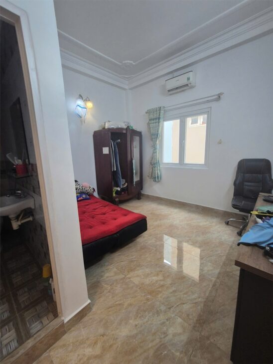 BÁN BIỆT THỰ MINI KHU VIP TÊN LỬA – 5 TẤM – NGAY NHÀ THỜ PHAO LÔ