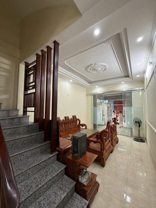NHÀ FO CHÍNH CHỦ BÁN NHÀ XÂY ĐỘC LẬP – NGÕ TO Ô TÔ TẬN CỬA- TP NAM ĐỊNH