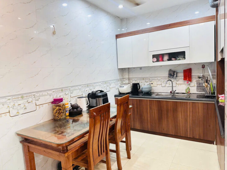 Cho thuê nhà nguyên căn – mặt ngõ 180 Trường Chinh, đối diện cổng Bệnh viện Nhi Đức – Kiến An, Hải