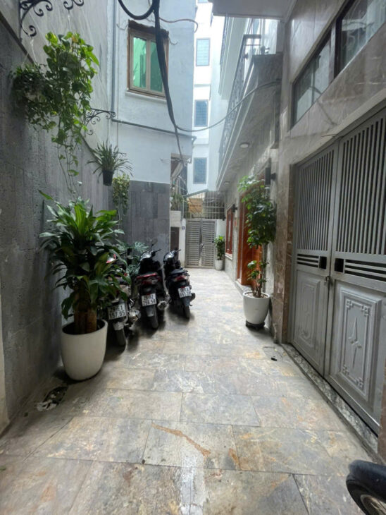 CẦN BÁN HOẶC CHO THUÊ NHÀ 6 TẦNG TẠI TRUNG TÂM QUẬN HAI BÀ TRƯNG – GẦN ĐẠI HỌC BÁCH KHOA