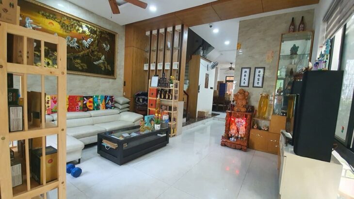 Nhà đẹp- giá tốt cần bán gấp NHÀ PHỐ SÂN VƯỜN CA0 CẤP LAKEVIEW CITY TIỆN NGHI Tại quận 2, TPHCM