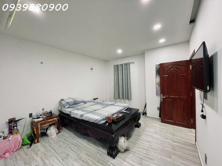 Nhà đẹp ngay Nhiêu Tứ, hẻm 3m cách 7 căn ra mặt tiền.