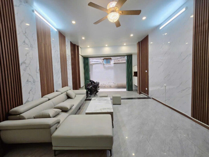 ???? BÁN NHÀ DÂN XÂY FULL NỘI THẤT – TT CẦU GIẤY – VỊ TRÍ ĐẸP – GIÁ TỐT 65M2*4T