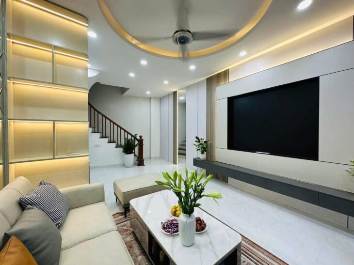Bán nhà Tả Thanh Oai, Thanh Trì + 42 m², 5T, full nội thất xịn xò + 5,45 tỷ + 0844444453