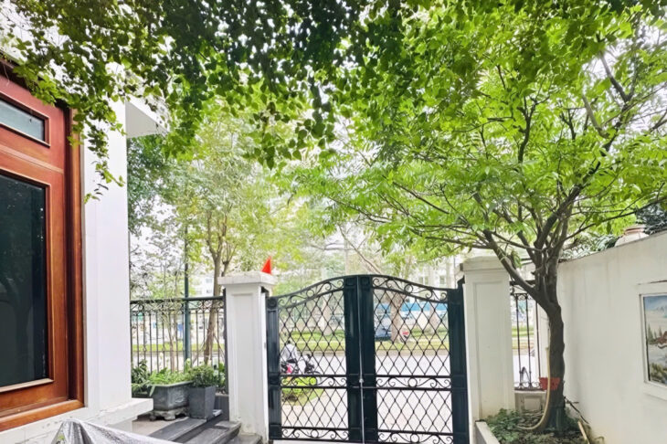 BÁN BT 198M2 CẠNH TRƯỜNG UNIS, ACADEMY. FULL NT GIÁ 78 TỶ.