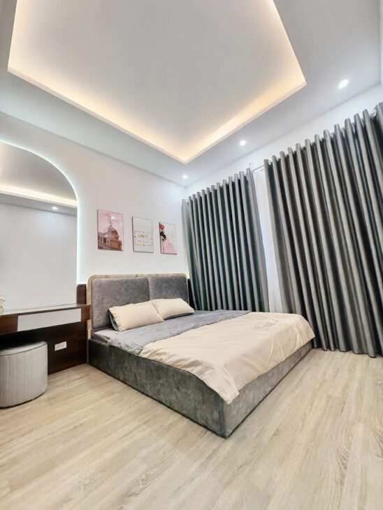 NHÀ 5 TẦNG 55M2- NGUYỄN XIỂN-THANH XUÂN- 2 MẶT TIỀN-PHÂN LÔ VIP- GIÁ CỰC TỐT- OTO NGỦ TRONG NHÀ