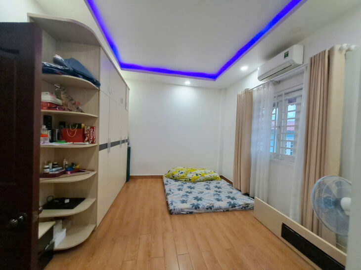 Nhà mặt tiền kinh doanh Tây Hòa – hoàn công – gần chợ và Metro