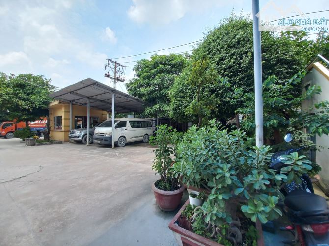 Giá tốt! Bán kho xưởng Quốc Lộ 1A Tân Thới Nhất Quận 12 1,63 ha 380 tỷ sẵn dòng tiền 24 tỷ năm