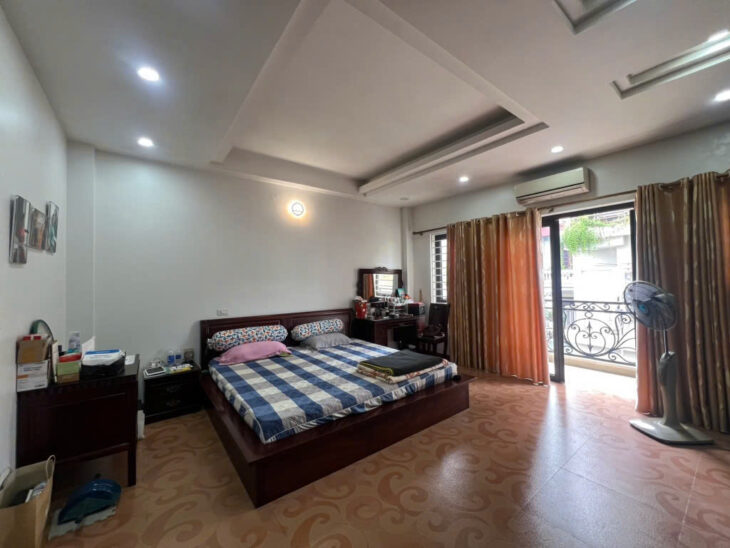 BÁN NHÀ MẶT PHỐ NGUYỄN KHUYẾN, ĐỐNG ĐA – LÔ GÓC 101M² – VỊ TRÍ ĐẸP – KINH DOANH- GIÁ 40 TỶ