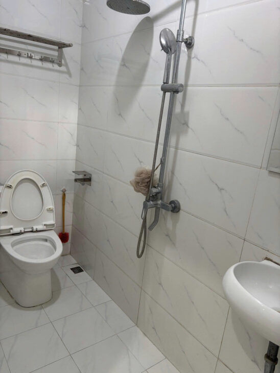 CHO THUÊ NGÕ PHÂN LÔ PHỐ LÊ TRỌNG TẤN – THANH XUÂN – 120M2, 3 TẦNG, Ô TÔ VÀO NHÀ – 25TR/THÁNG