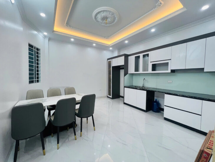 CHÍNH CHỦ BÁN NHÀ 6 TẦNG CỔ NHUẾ – LÔ GÓC, 58M2, CÓ THANG MÁY, FULL NT, Ô TÔ ĐỖ CỬA, SDCC