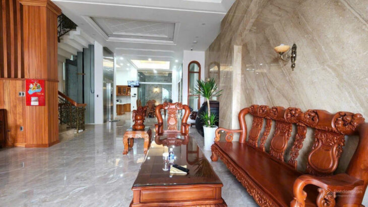 Bán biệt thự tâm huyết MT đường 44, P14, Gò Vấp, DT 10x28m, 1 hầm 5 tầng, giá 32 tỷ TL