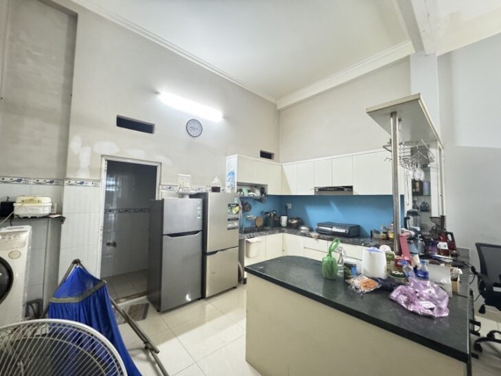 Bán nhà 77m², 2 tầng, 3PN, Q.9, 4.7 tỷ, sổ hồng