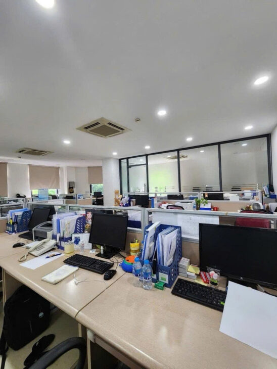 BÁN BIỆT THỰ MẶT PHỐ KĐT DỊCH VỌNG, CẦU GIẤY- 208M² x 7T THANG MÁY- MT 15M – GIÁ 156 TỶ