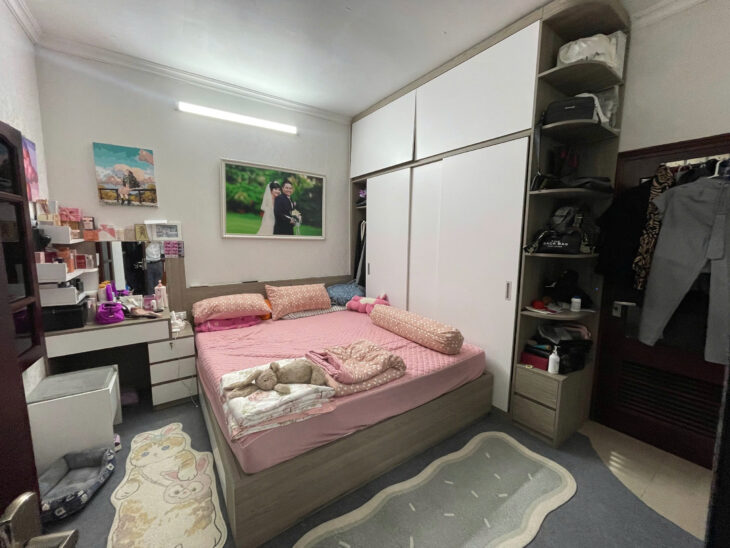 Bán nhà mặt ngõ 165 Thái Hà, diện tích 90m2, Ô tô tránh, Kinh doanh