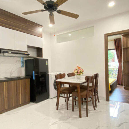 Cho thuê 1pk 1p cực đẹp thoáng ban công Full đồ tại 98 Thái Hà
