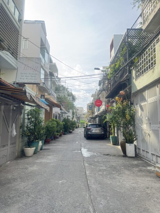 Nhỉnh 8 Tỷ – Có Ngay Nhà 5 Tầng, Khu Cư Xá Tự Do, CMT8, TB– Hẻm 8m Xe Hơi Tránh