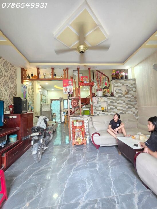 Bán nhà 75m2 ngay Cao Đẳng Công Thương Đỗ Xuân Hợp Phường Phước Long B, Q9, nhỉnh 5 tỷ. Pb322