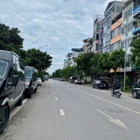 Bán căn nhà mặt phố vượng khí giữa lòng Long Biên – Cơ hội đầu tư