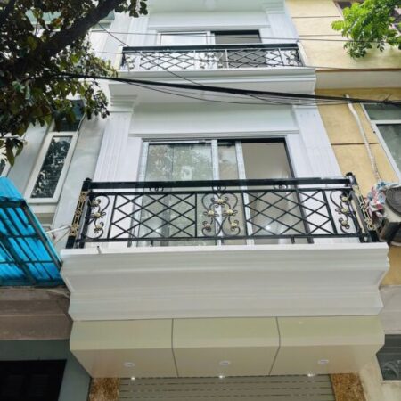 PHÂN LÔ – VỈA HÈ – THANG MÁY – Ở NGAY – KINH DOANH ĐỈNH – PHÚ DIỄN 40M² – 6 TẦNG – 13.9 TỶ